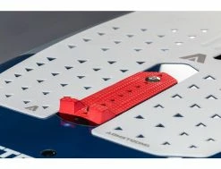 Pad de Queue Réglable en Carbone pour Planche de Wing Foil | Accessoire de Sport Nautique 15 Pad de Queue Réglable en Carbone pour Planche de Wing Foil | Accessoire de Sport Nautique -Side-Shore Soldes Magasin adjustable carbon tail kick pad armstrong foils 5