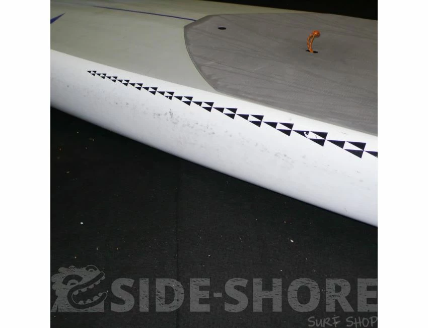 Bayonet 17'1 X 25" DCC - FAST | SUP de Race & Touring | Water Sports 9 Bayonet 17'1 X 25" DCC - FAST | SUP de Race & Touring | Water Sports – Image 7