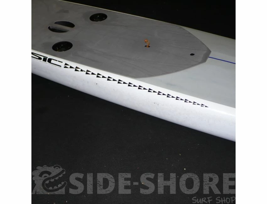 Bayonet 17'1 X 25" DCC - FAST | SUP de Race & Touring | Water Sports 11 Bayonet 17'1 X 25" DCC - FAST | SUP de Race & Touring | Water Sports – Image 9