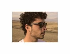 Lunettes de Soleil Cure Tortoise Crystal POLARISÉES - Accessoires Lifestyle -Side-Shore Soldes Magasin cure tortoise crystal polarized moken vision 5