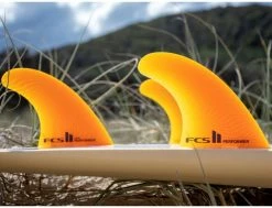 FCS II Performer Neo Glass Mango Eco Blend Thruster - Large -Side-Shore Soldes Magasin fcs ii performer neo glass mango eco blend thruster large fcs 3