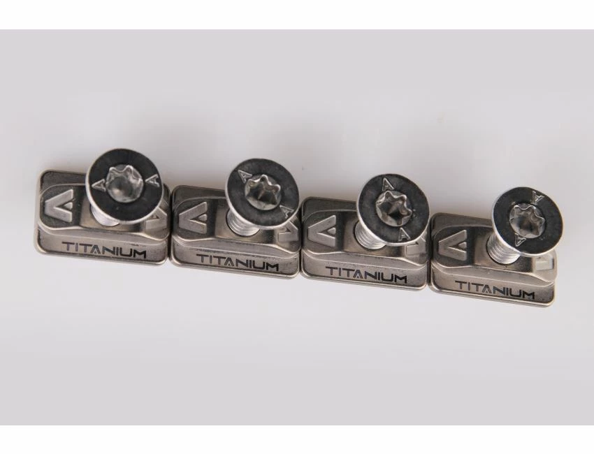 Lot de 4 Écrous T en Titane et Vis à Tête Fraisée M6 pour Planches de Wing Foil 3 Lot de 4 Écrous T en Titane et Vis à Tête Fraisée M6 pour Planches de Wing Foil