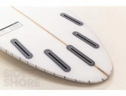 Hurricane GP - 6'4 X 21" X 3" - 43,2 L - Futures - Combo -Side-Shore Soldes Magasin gp 64 x 20 34 x 2 34 432 l futures combo hurricane 18