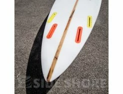 Gun Surfboard - 10'0" X 21" 1/4 X 3" 1/2 - Quad Futures - Planche de Surf Performante 35 Gun Surfboard - 10'0" X 21" 1/4 X 3" 1/2 - Quad Futures - Planche de Surf Performante -Side-Shore Soldes Magasin linden gun 100 x 2114 x 312 quad futures 13