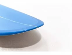 Mid One - 7'6 X 21 1/2" X 2 7/8" - 53 L - Thruster - FCS II -Side-Shore Soldes Magasin mid one blue 76 x 21 12 x 2 78 53 l thruster fcs ii blanks 4