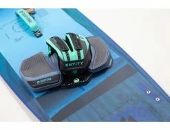 Duotone Select 141 / 42 Cm – Planche de Kitesurf Twin-Tip pour Tous Niveaux -Side-Shore Soldes Magasin select 141 42 cm duotone2 4