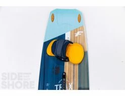 F-One Trax 136 X 40.5 - Complète 32 F-One Trax 136 X 40.5 - Complète -Side-Shore Soldes Magasin trax 136 x 405 complete fone 10