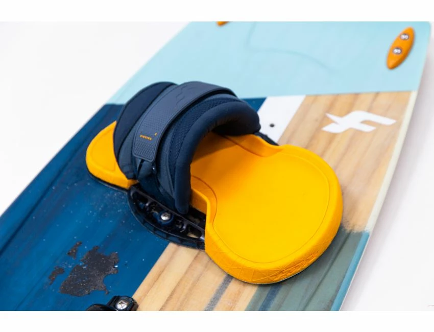 F-One Trax 136 X 40.5 - Complète 10 F-One Trax 136 X 40.5 - Complète – Image 8